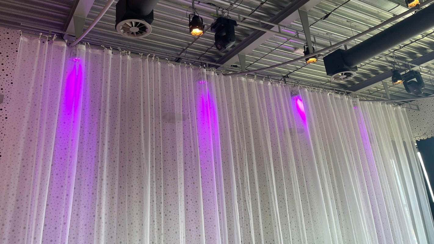 Theatergordijnen en rails-2 Theatergordijnen en rails